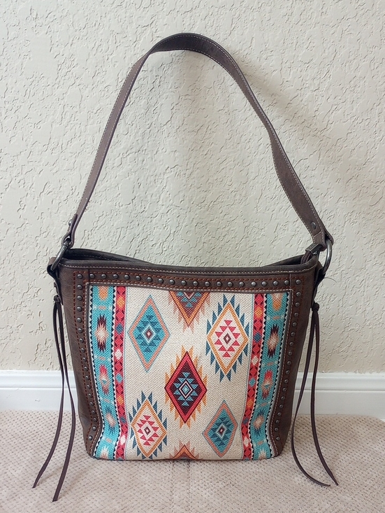 Montana West Handbags - Montana West Southwestern Aztec Shoulder Bag